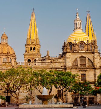 a donde viajar en marzo