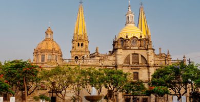 a donde viajar en marzo