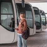 Se puede viajar en autobus sin INE