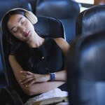 Cómo dormir mejor en viajes largos en autobús: guía práctica