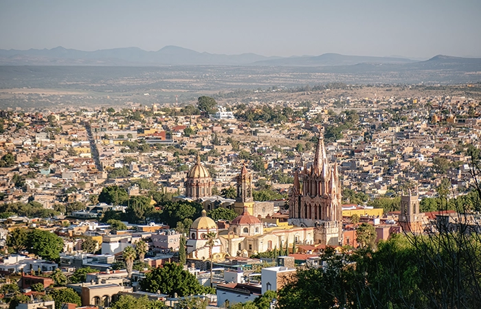 Descubre los mejores destinos para viajar en autobús en México